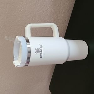 Stanley 40oz EUC original in Cream